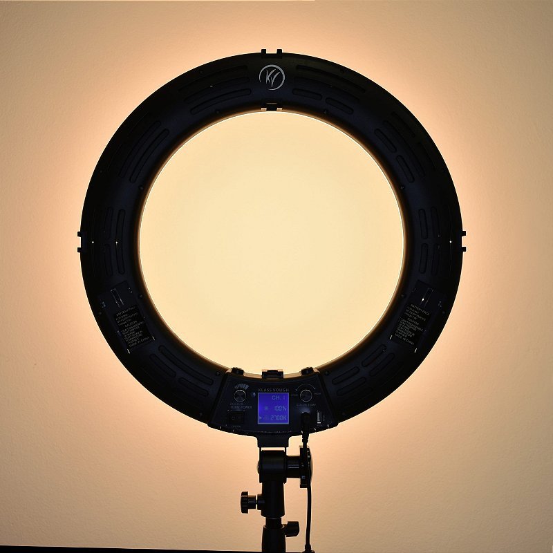 Ring Light Digital Profissional 18 Polegadas com Tripé e Controle Remoto - Klass Vough